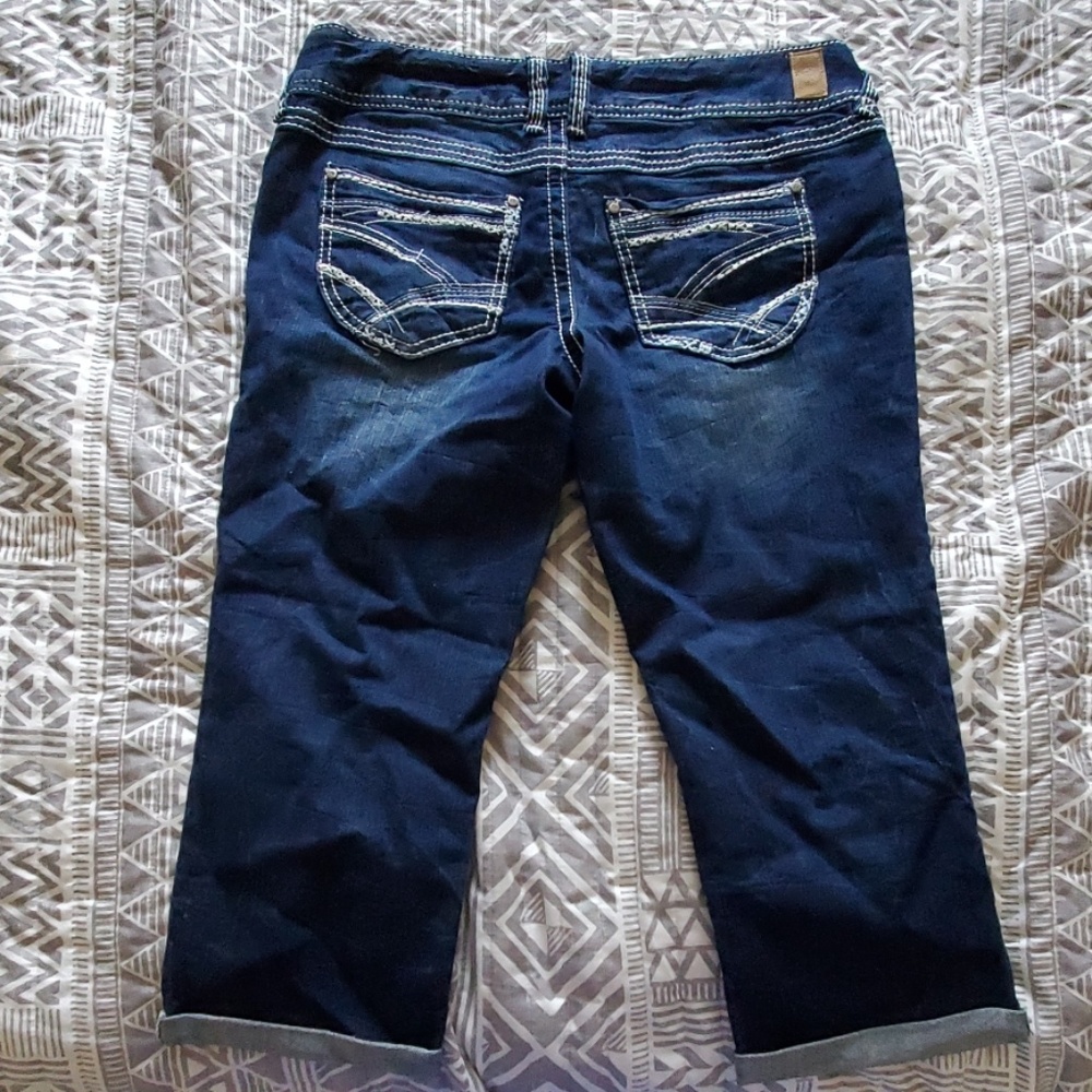 Denim capris - Picture 2 of 2